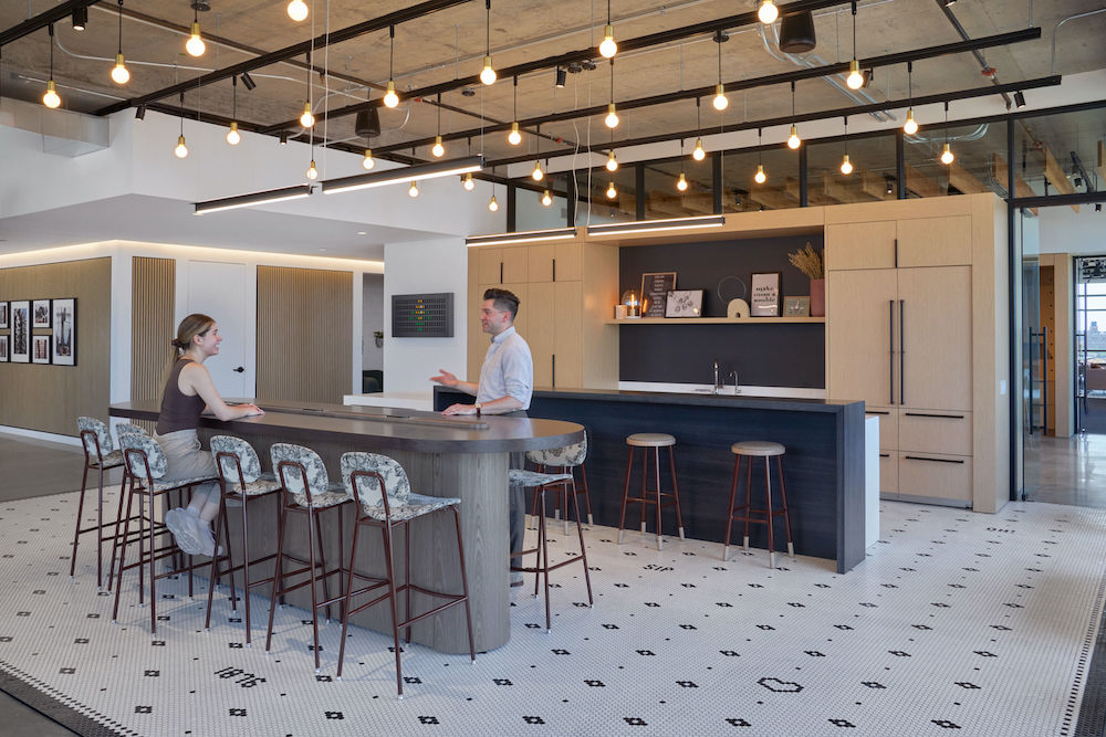 JSI Showroom 06A