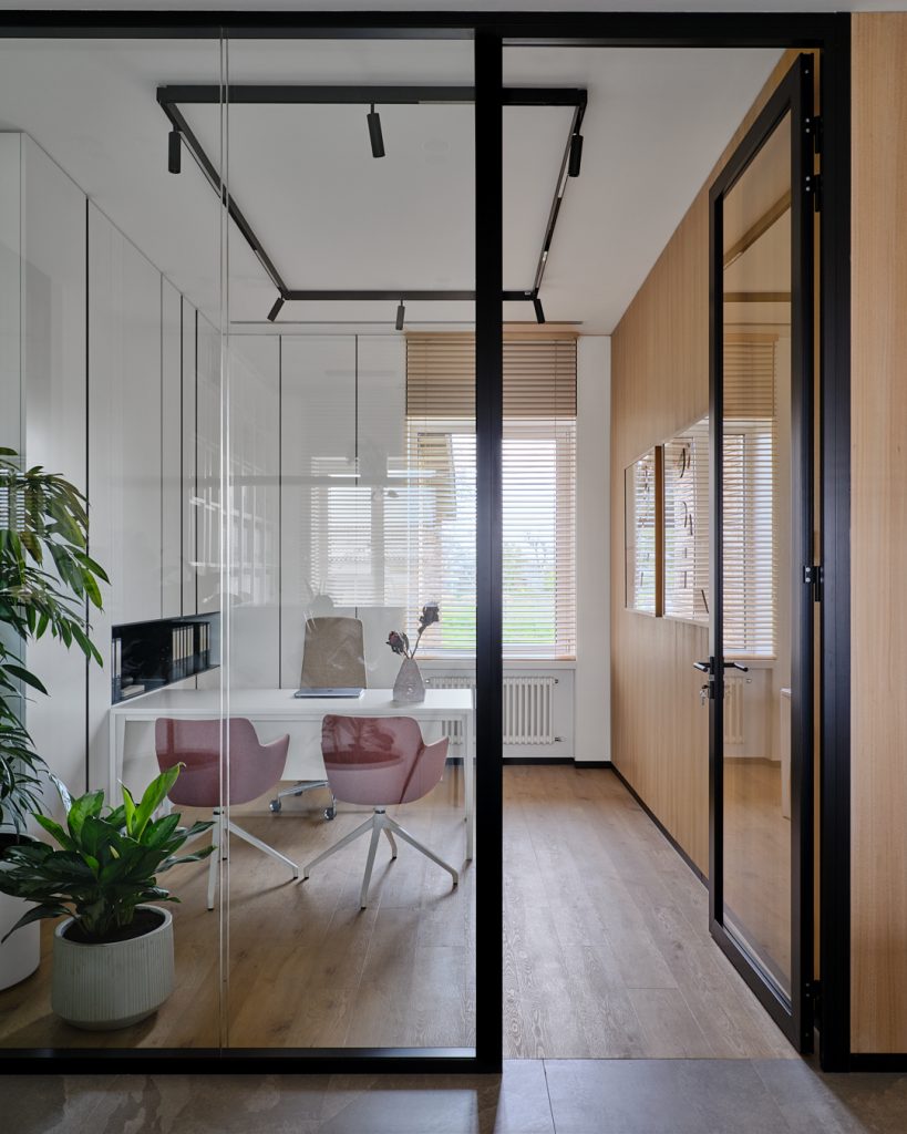 OM Office 22