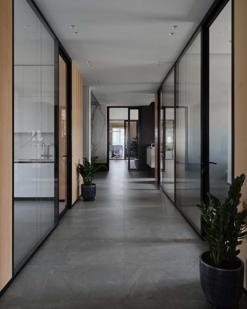 OM Office 44