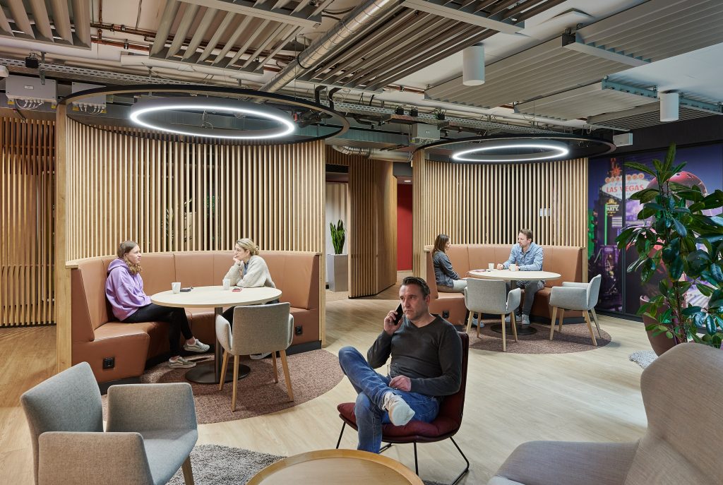 office seating, RTL 